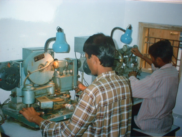 gemstone bead making unit